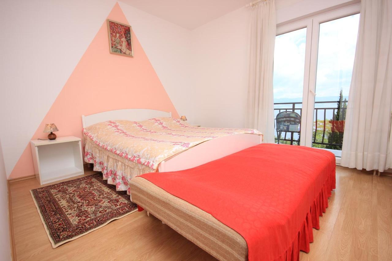 Apartments And Rooms By The Sea Medveja, Opatija - 2305 Lovran Bagian luar foto
